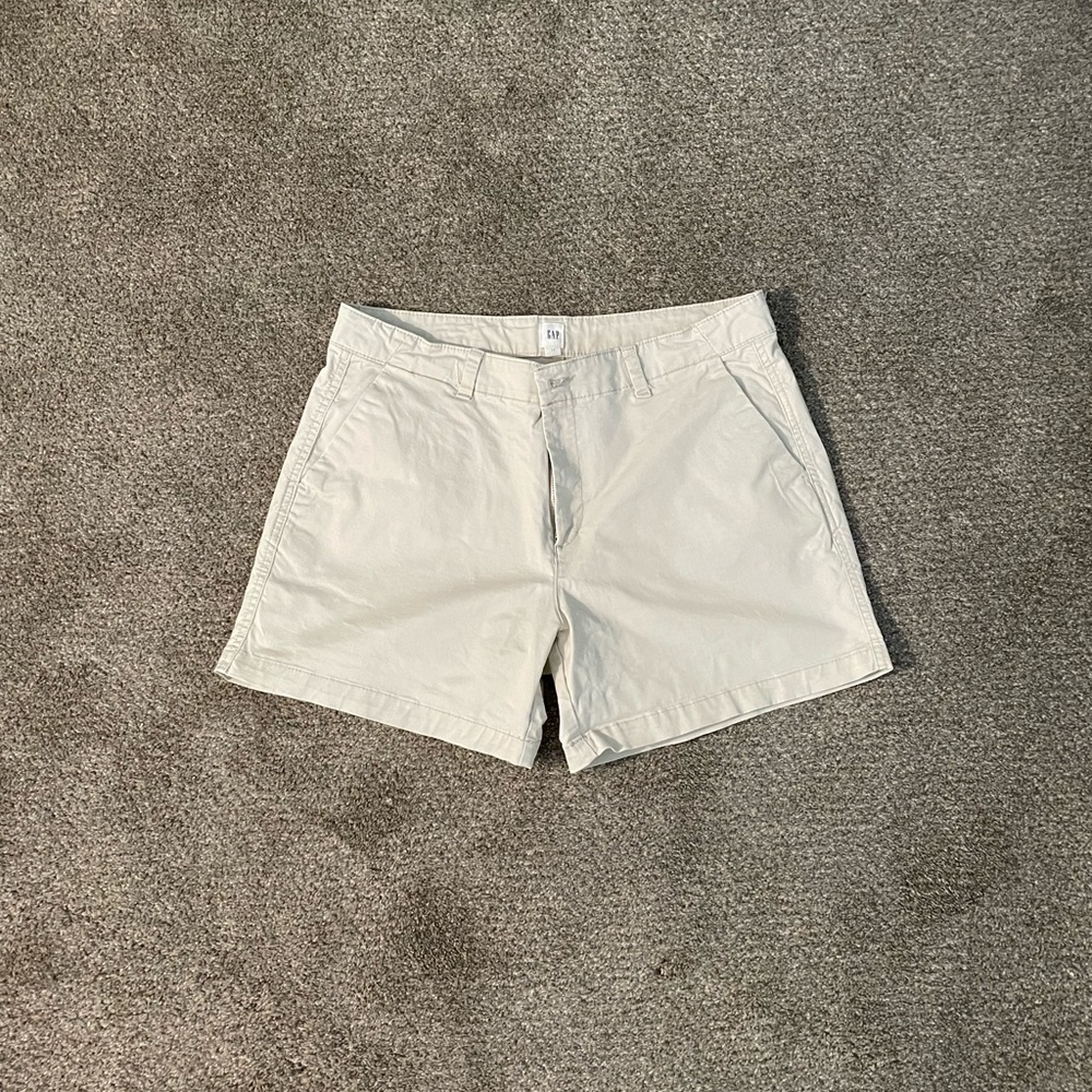 GAP Size:12 Khaki Shorts